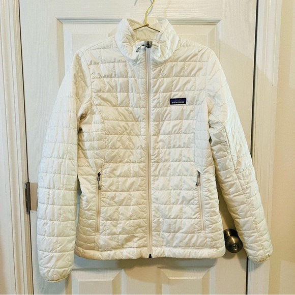 Patagonia White Quilted Lightweight Puffer Jacket NWOT - Picture 3 of 5